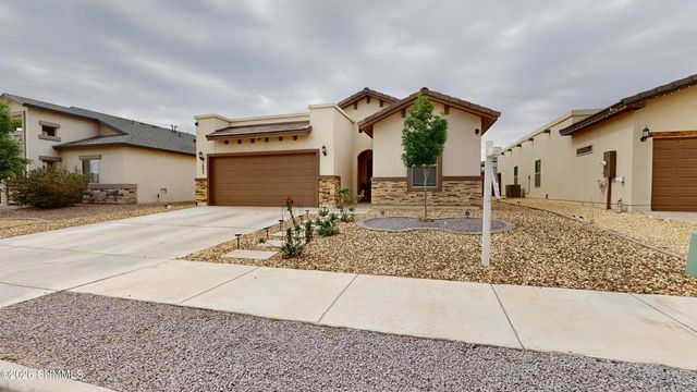 1092 Nickel Hl Avenue, Santa Teresa, NM 88008