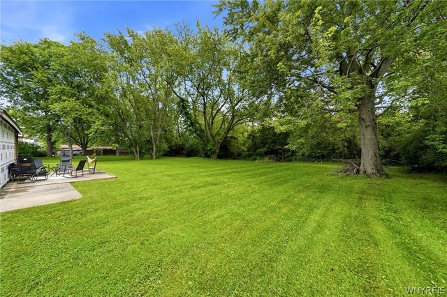 738 Upper Mountain Road, Lewiston, NY 14092