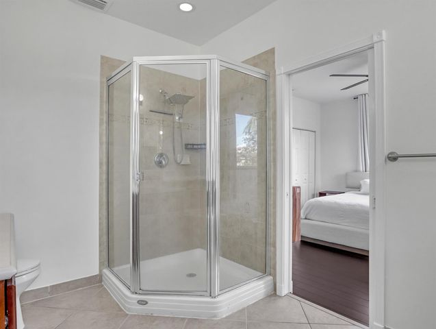 2850 S Oasis Drive, Boynton Beach, FL 33426