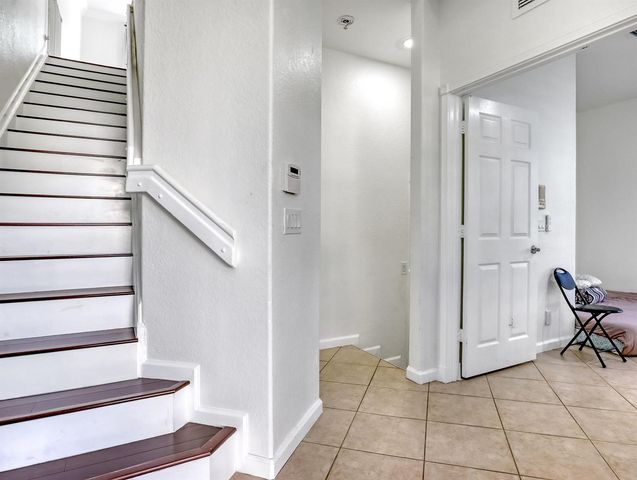 2850 S Oasis Drive, Boynton Beach, FL 33426