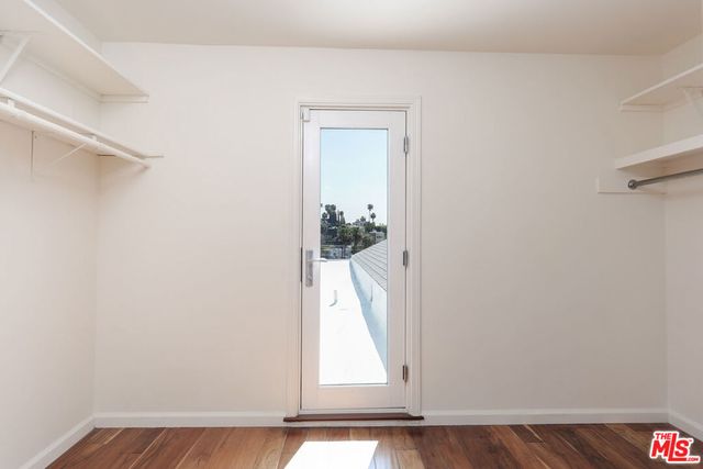 3247 Descanso Drive, Los Angeles, CA 90026