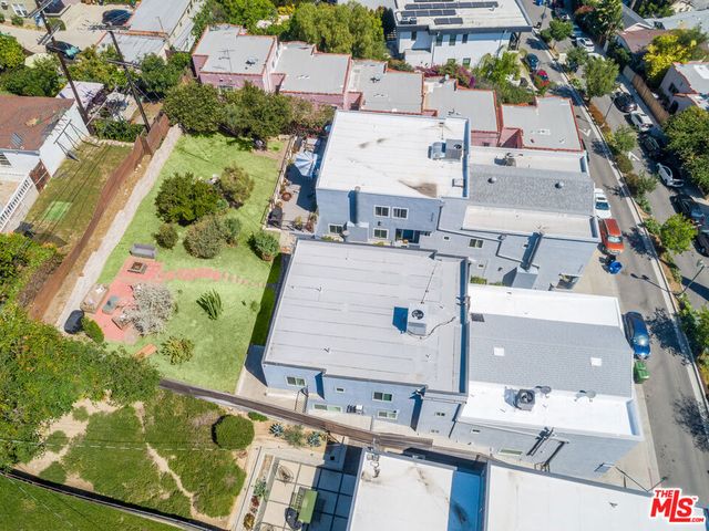 3247 Descanso Drive, Los Angeles, CA 90026