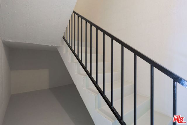 3247 Descanso Drive, Los Angeles, CA 90026