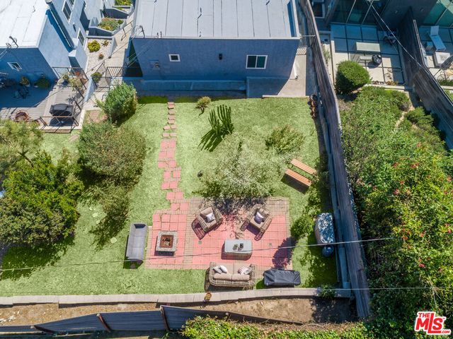 3247 Descanso Drive, Los Angeles, CA 90026