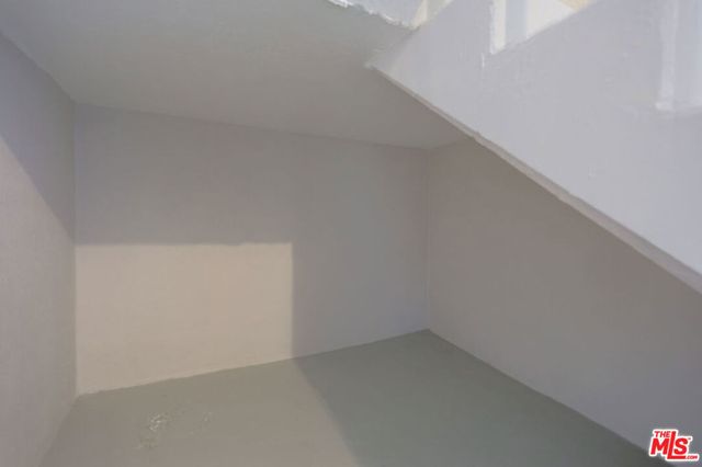 3247 Descanso Drive, Los Angeles, CA 90026