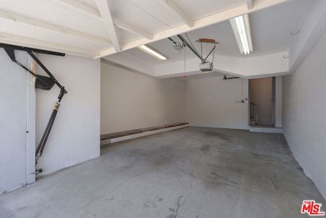 3247 Descanso Drive, Los Angeles, CA 90026