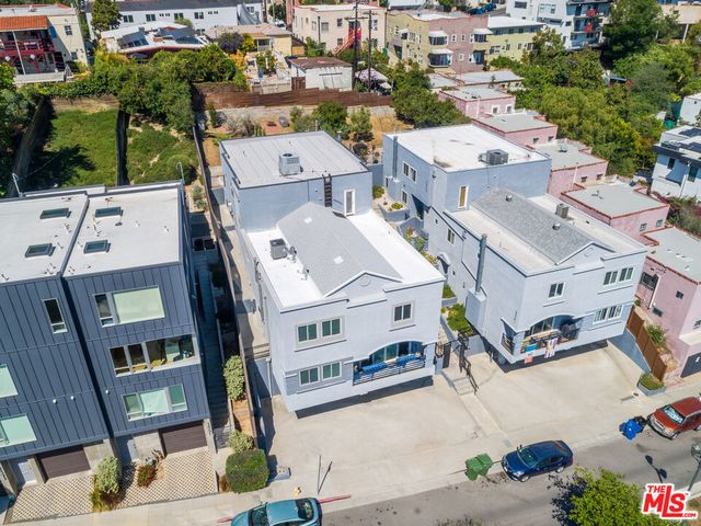 3247 Descanso Drive, Los Angeles, CA 90026