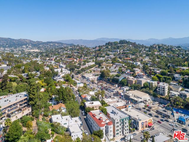 3247 Descanso Drive, Los Angeles, CA 90026