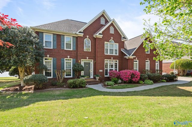 208 Lake Carmel Court, Huntsville, AL 35811