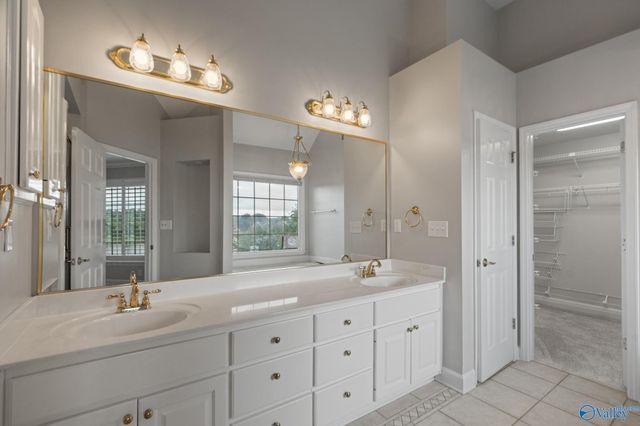 208 Lake Carmel Court, Huntsville, AL 35811