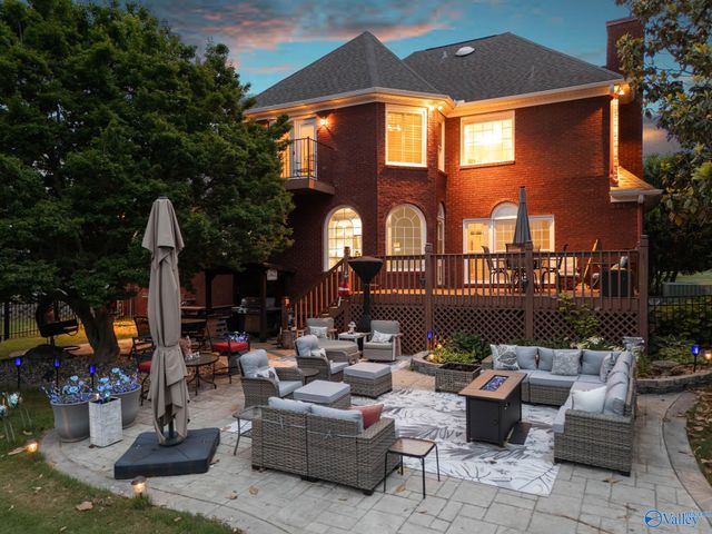 208 Lake Carmel Court, Huntsville, AL 35811