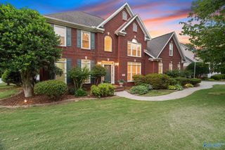 208 Lake Carmel Court, Huntsville, AL 35811