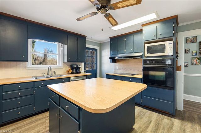 304 Springwood Road, Asheboro, NC 27205