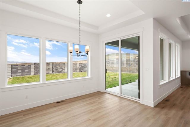 2385 Waterhill, Richland, WA 99352