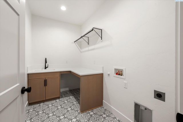 2385 Waterhill, Richland, WA 99352