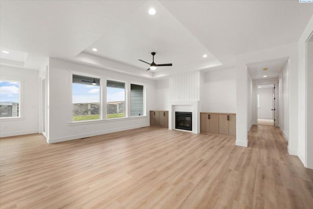 2385 Waterhill, Richland, WA 99352