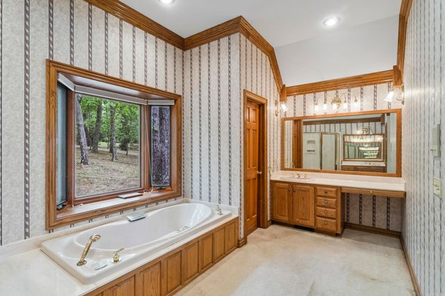 39 E Bluff Drive, Quitman, AR 72131