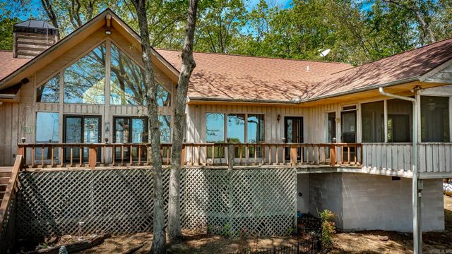 39 E Bluff Drive, Quitman, AR 72131