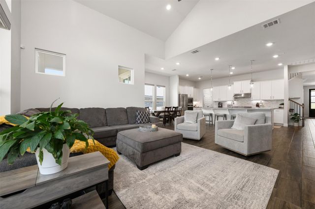 7116 Jument DR, Austin, TX 78738