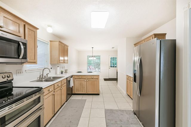 28915 Pine Forest Drive, Magnolia, TX 77355