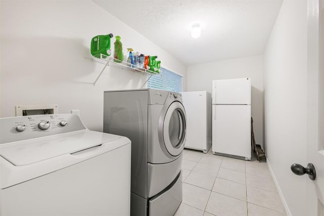 28915 Pine Forest Drive, Magnolia, TX 77355