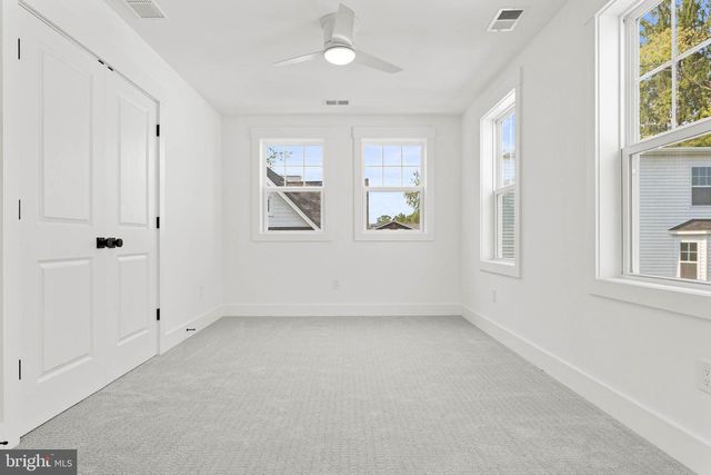 129 ROCKLAND AVE, Narberth, PA 19072