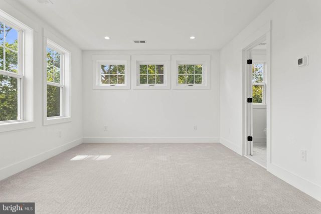 129 ROCKLAND AVE, Narberth, PA 19072