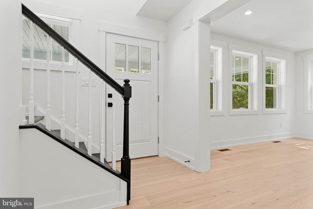 129 ROCKLAND AVE, Narberth, PA 19072