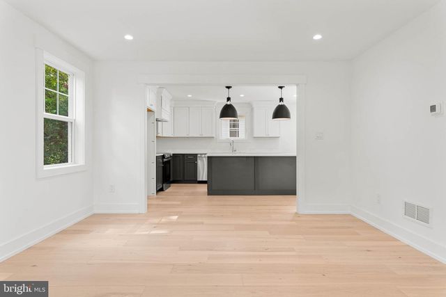 129 ROCKLAND AVE, Narberth, PA 19072