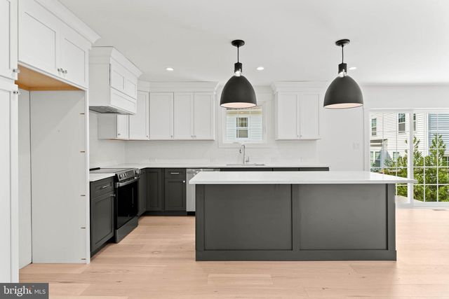 129 ROCKLAND AVE, Narberth, PA 19072