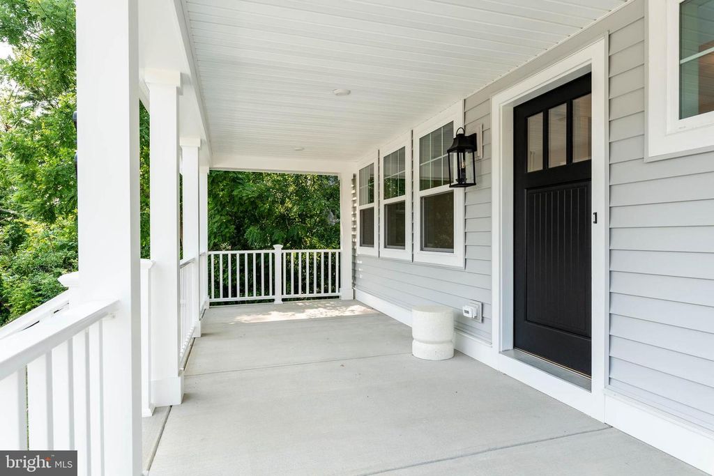 129 ROCKLAND AVE, NARBERTH, PA 19072 — photo 3