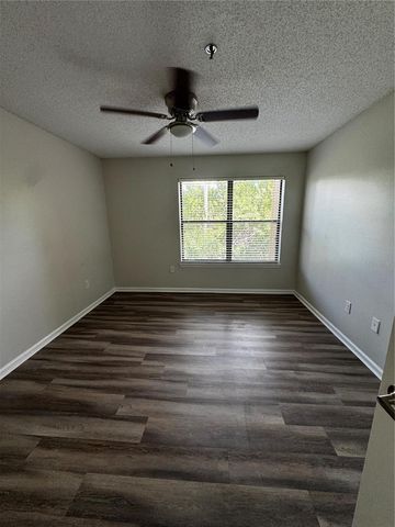 11901 4TH STREET N 2202, St Petersburg, FL 33716
