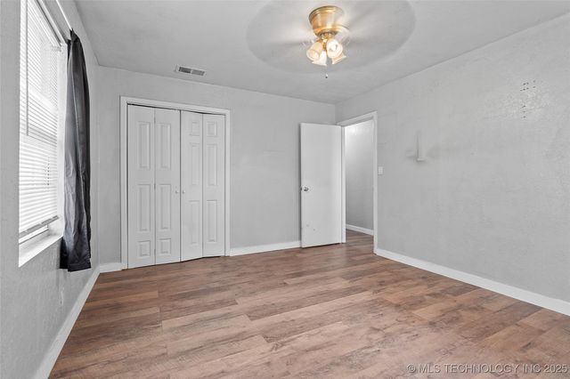 1104 Veterans Avenue, Marietta, OK 73448