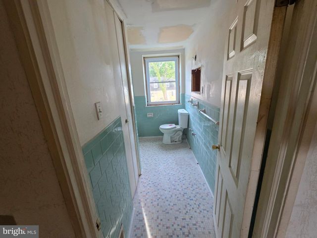 5210 SAYBROOK RD, Baltimore, MD 21206