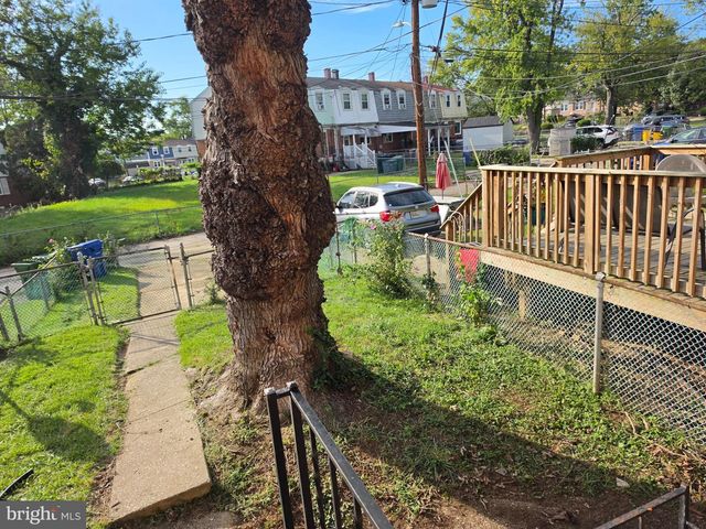 5210 SAYBROOK RD, Baltimore, MD 21206