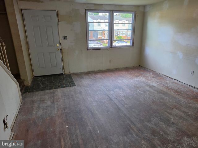 5210 SAYBROOK RD, Baltimore, MD 21206