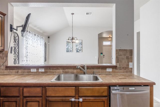 9408 Pear Street, Oklahoma City, OK 73130