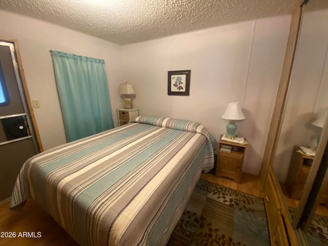 1127 S SHAWNEE Drive, Apache Junction, AZ 85119