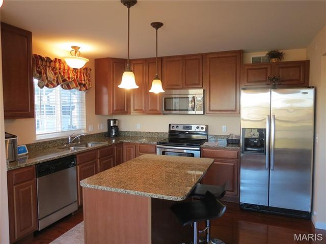 122 Lily Pad Lane, St Peters, MO 63376