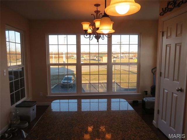 122 Lily Pad Lane, St Peters, MO 63376