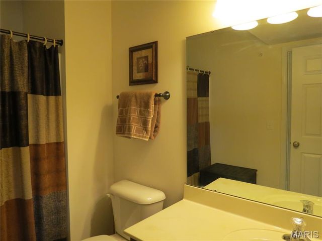 122 Lily Pad Lane, St Peters, MO 63376