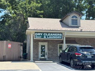 1800 Hendersonville Road 1, Asheville, NC 28803