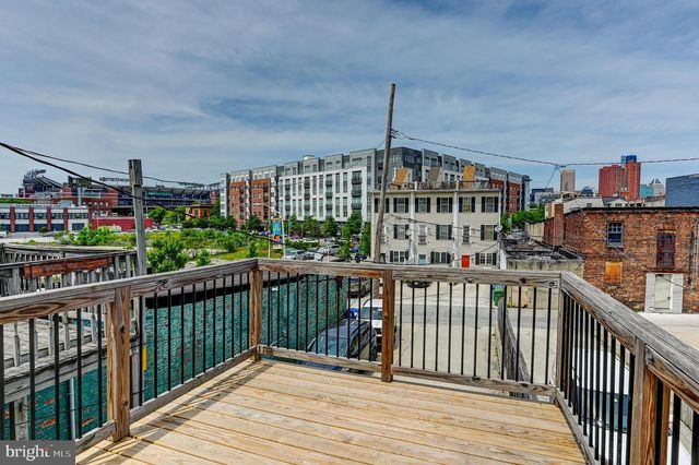 136 W OSTEND ST, Baltimore, MD 21230