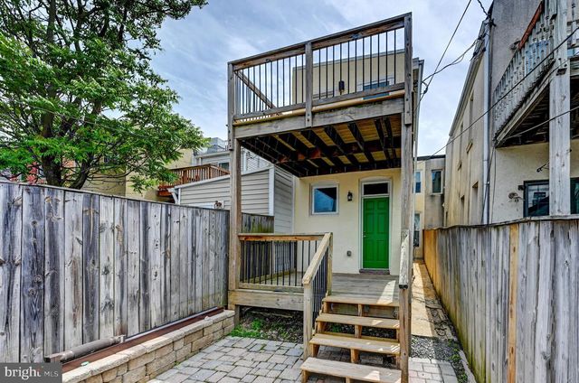 136 W OSTEND ST, Baltimore, MD 21230