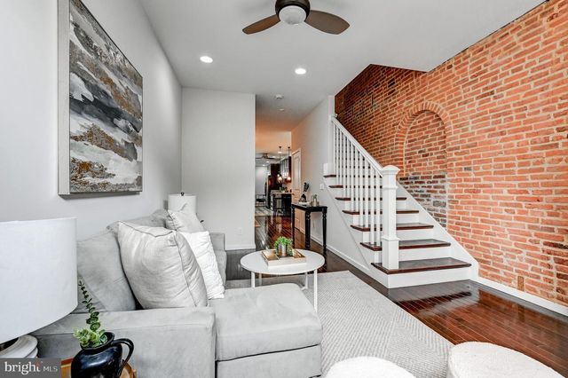 136 W OSTEND ST, Baltimore, MD 21230