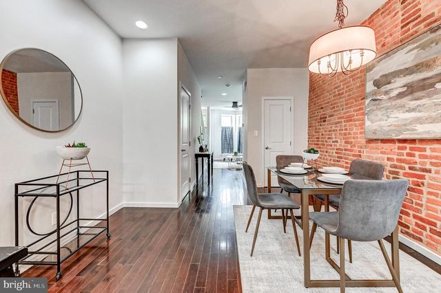 136 W OSTEND ST, Baltimore, MD 21230