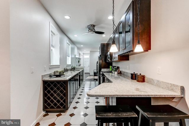 136 W OSTEND ST, Baltimore, MD 21230