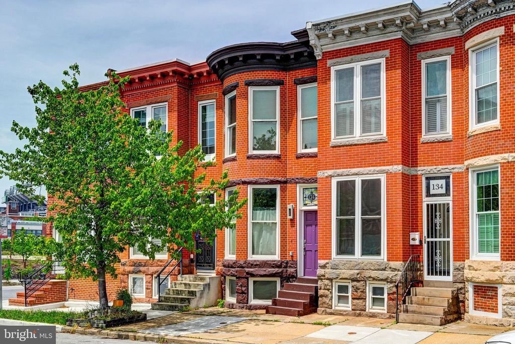 136 W OSTEND ST, Baltimore, MD 21230