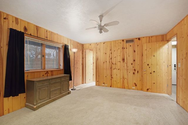 24746 Green Valley Parkway, Elkhart, IN 46517