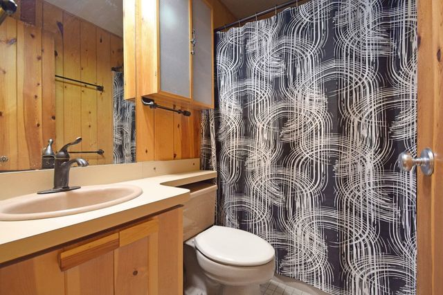 24746 Green Valley Parkway, Elkhart, IN 46517